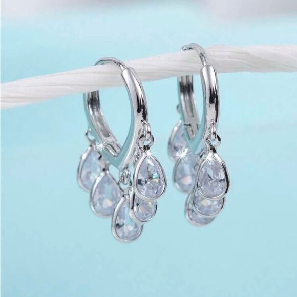 Elegant Sparkling Water Drop Shaped Zirconia Hoop Earrings - Picture 3 of 9